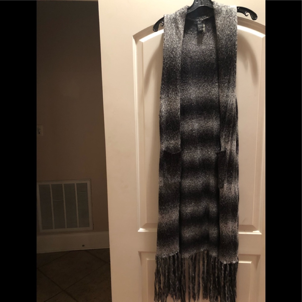 Long fringe sweater